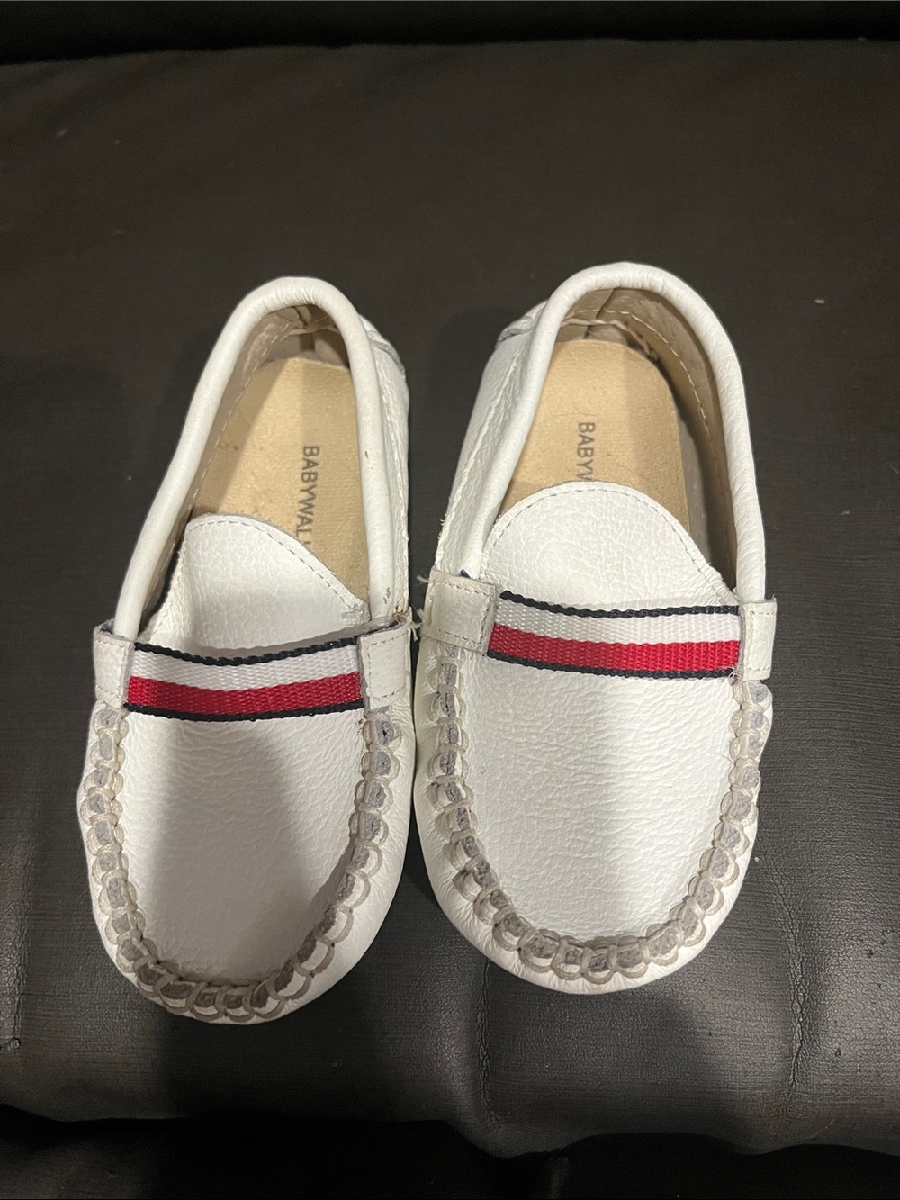 Baby walker white loafers